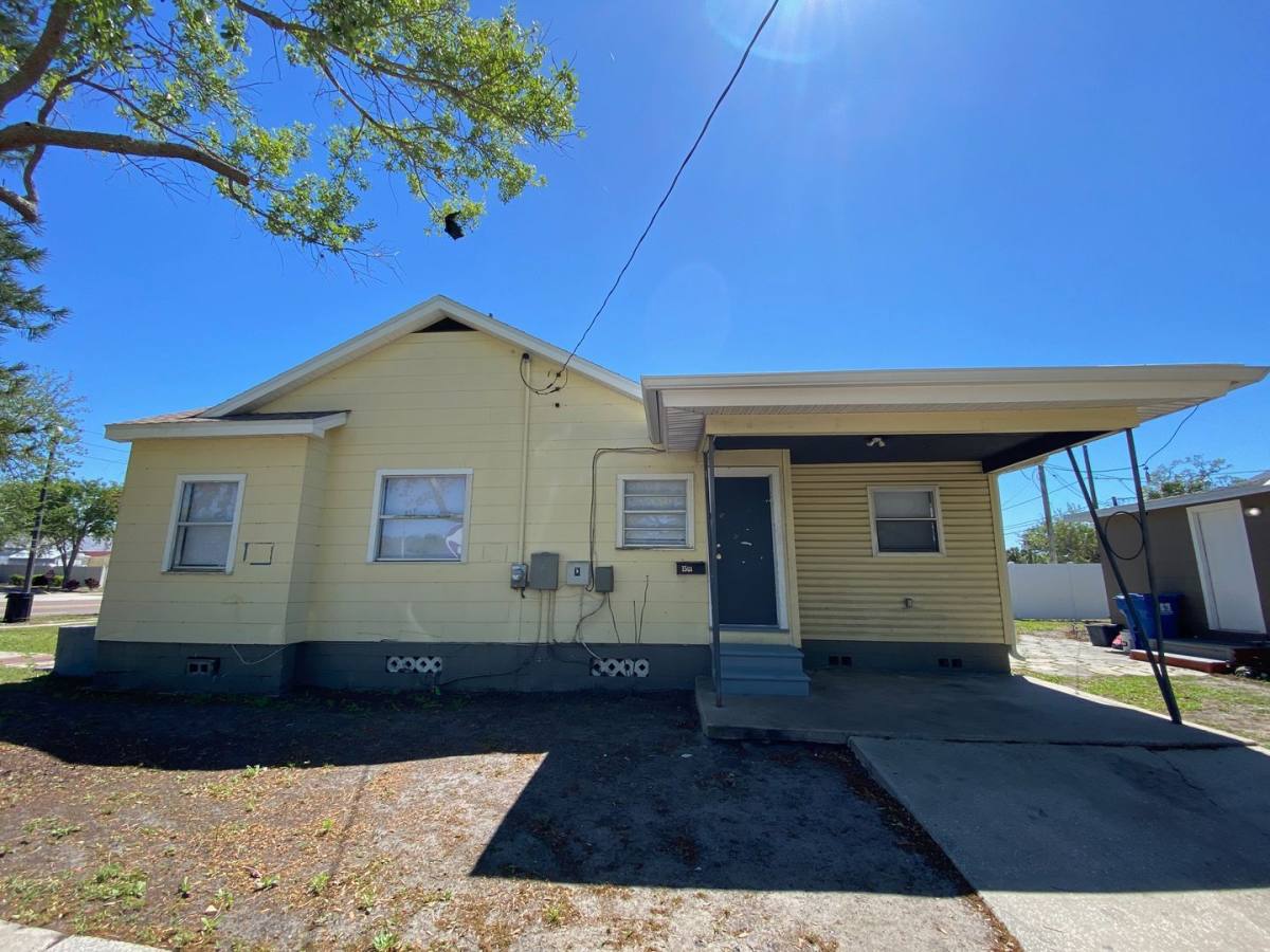 House for rent at 1501 4th St S, Saint Petersburg, FL 33701