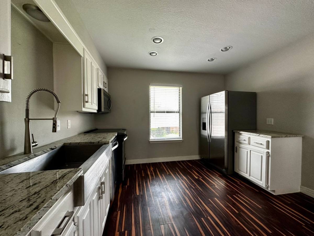 Condo for rent at 1340 S 12th St, Waco, TX 76706