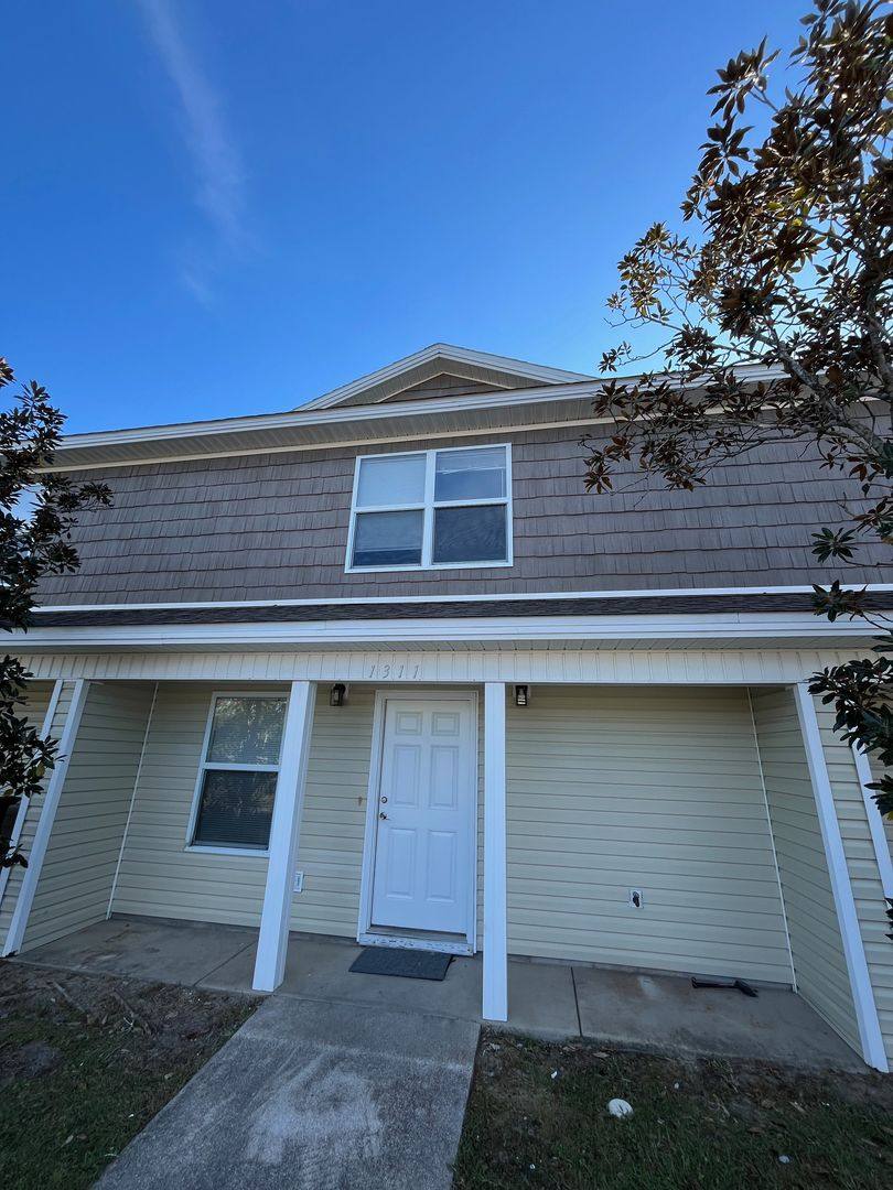 Townhouse for rent at 1311 E Highway 390, Lynn Haven, FL 32444