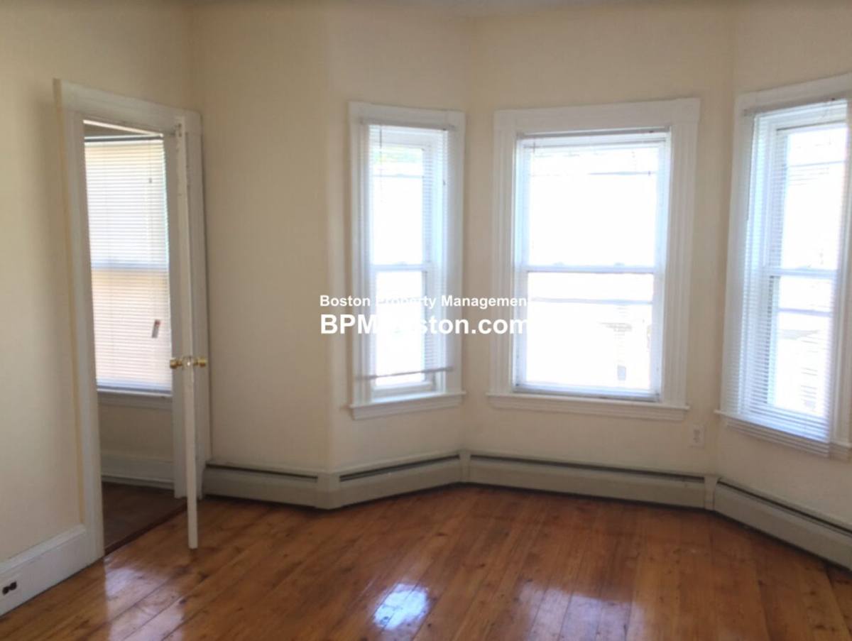 Apartment for rent at 74 Hano St #74, Allston, MA 02134