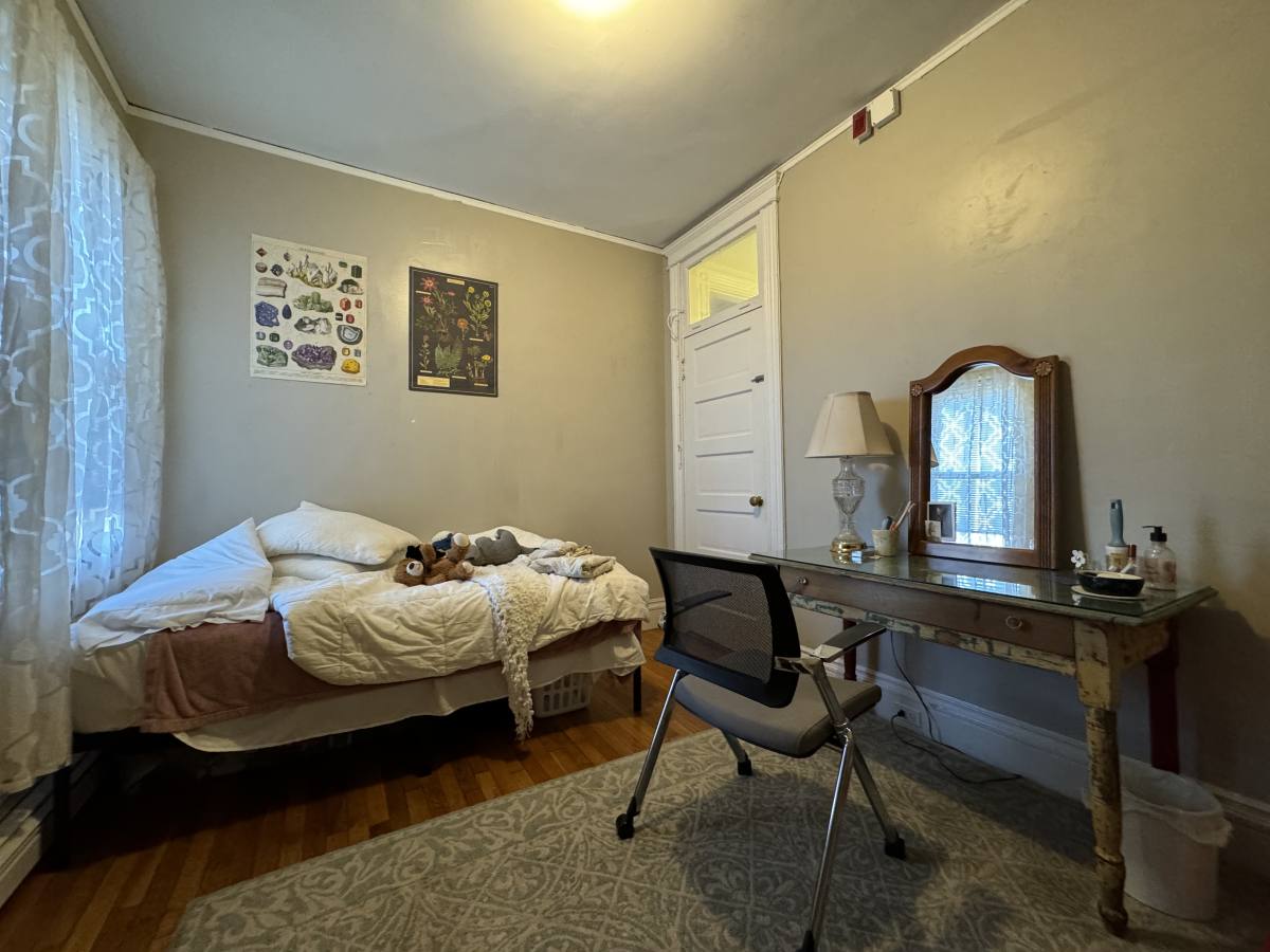 Townhouse for rent at 86 Linden St, Allston, MA 02134