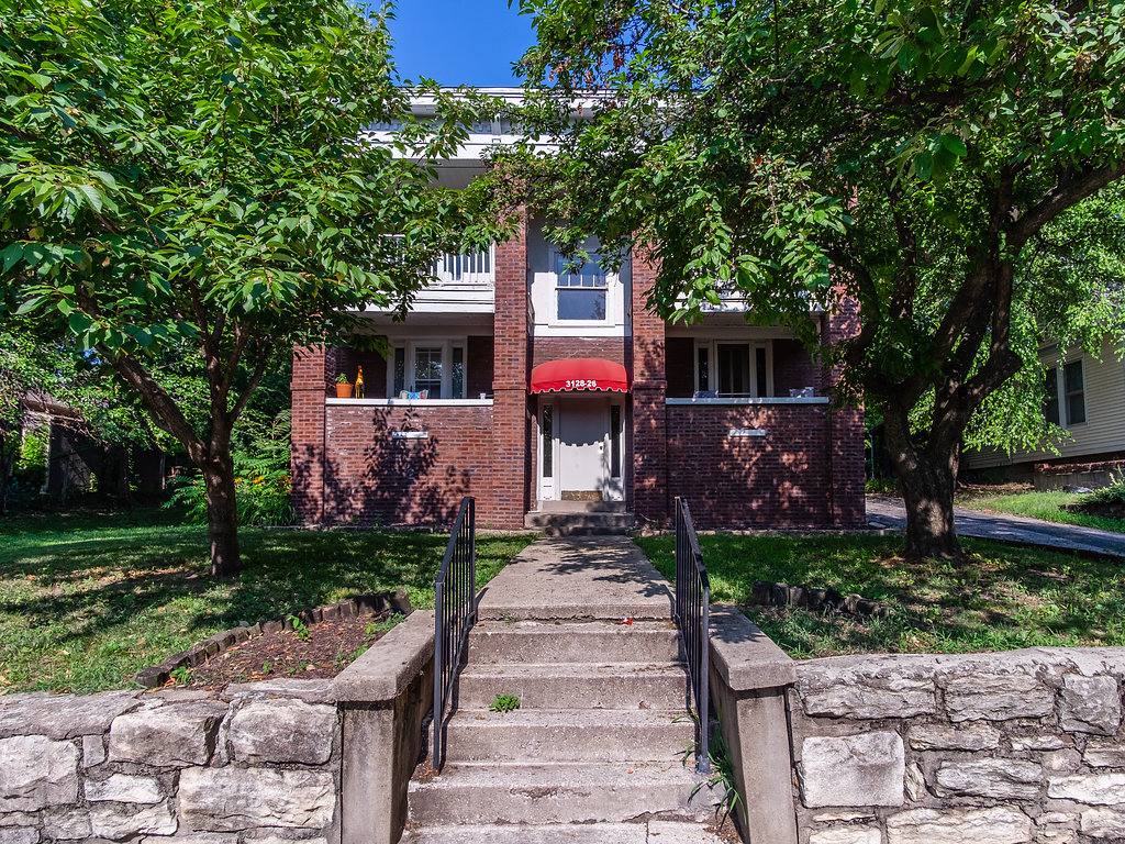 Apartment for rent at 3126 McGee St, Kansas City, MO 64111