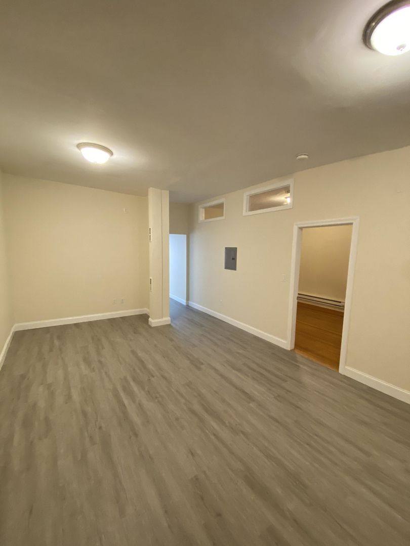 Apartment for rent at 13 Aberdeen St #4, Boston, MA 02215