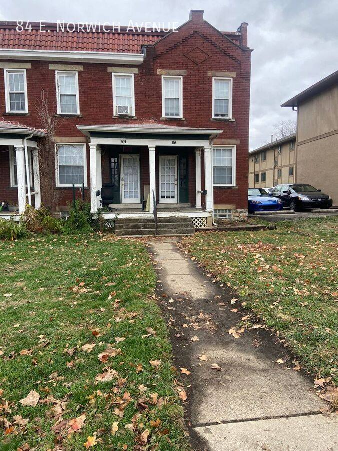 Townhouse for rent at 80 E Norwich Ave, Columbus, OH 43201