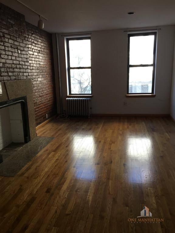 Apartment for rent at 286 E 10th St #3W, New York, NY 10009