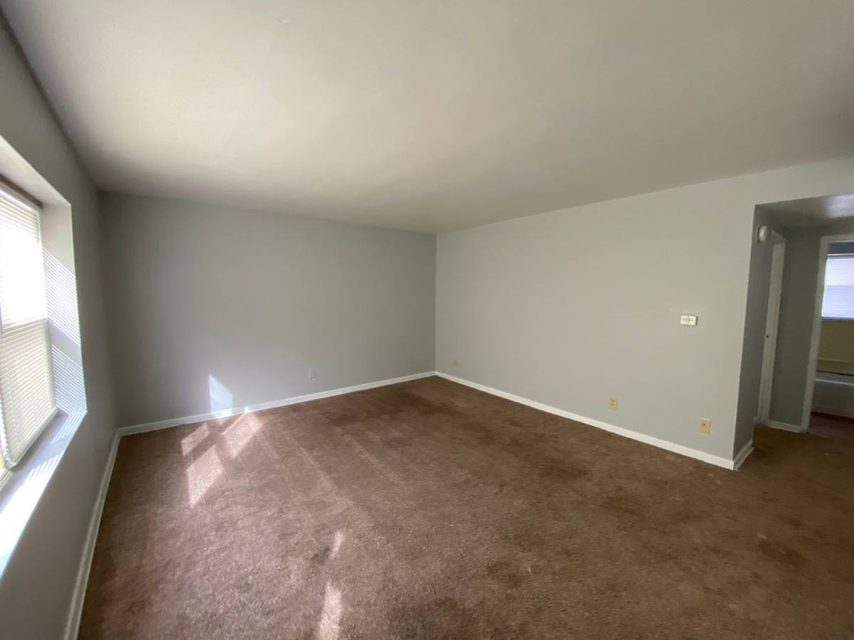 Apartment for rent at 1203 E 11th St, Davenport, IA 52803