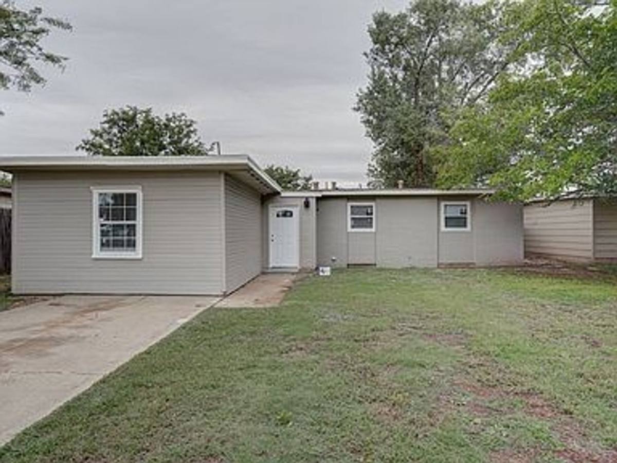 House for rent at 4306 30th St, Lubbock, TX 79410