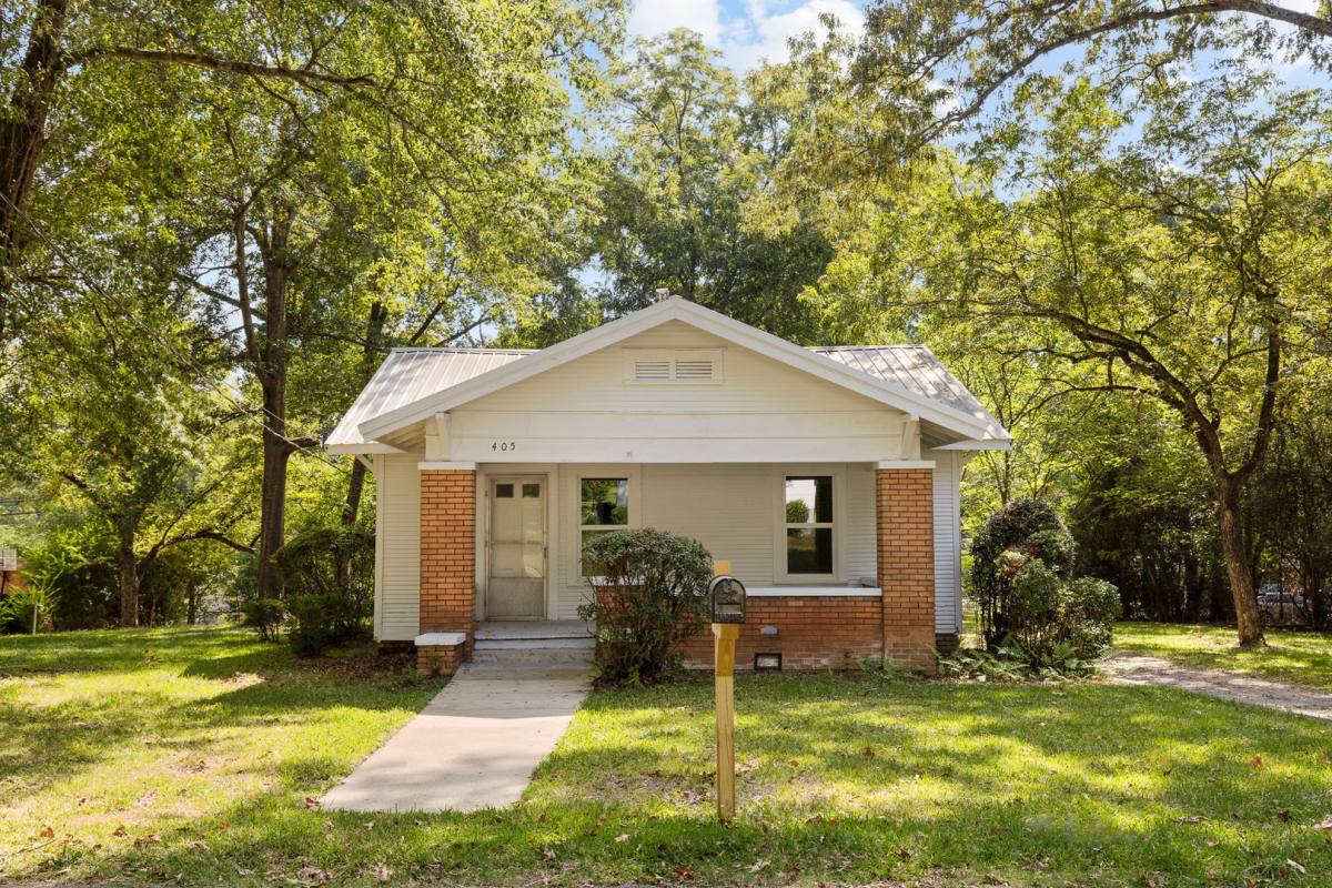 House for rent at 405 Swann Dr, Birmingham, AL 35228