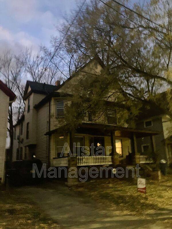Apartment for rent at 3786 W 37 St #3, Cleveland, OH 44109