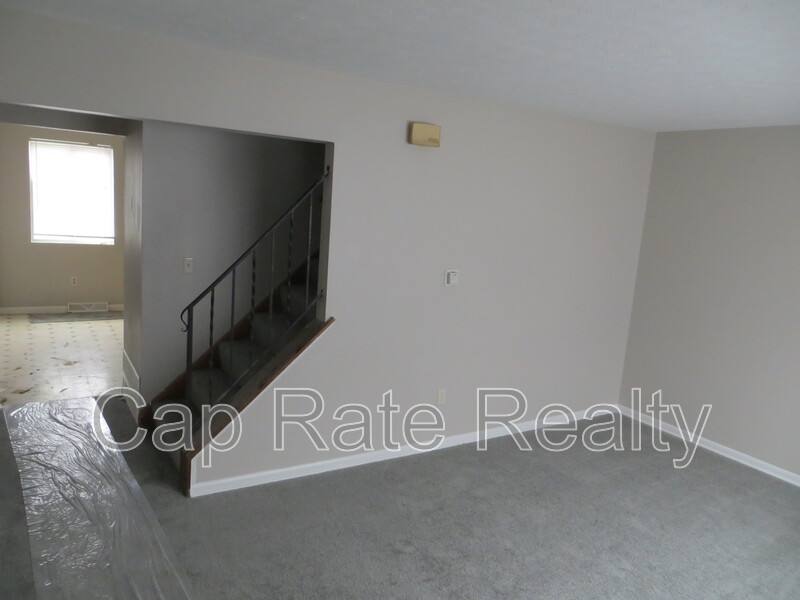 Townhouse for rent at 395 Barnett Rd, Columbus, OH 43213