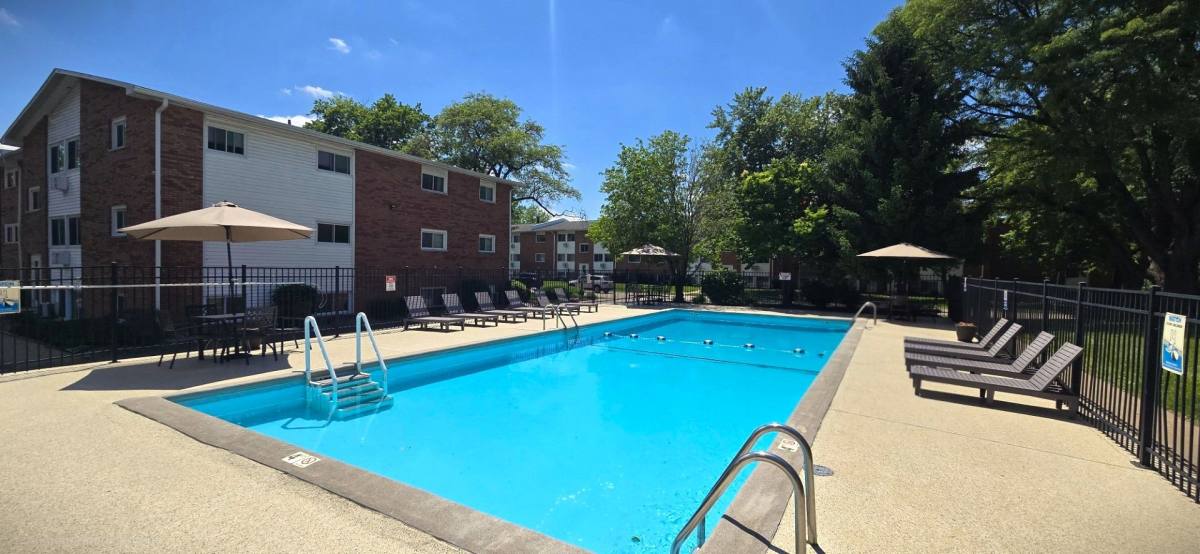 Apartment for rent at 3632 Pine Ridge Court, Moline, IL 61265