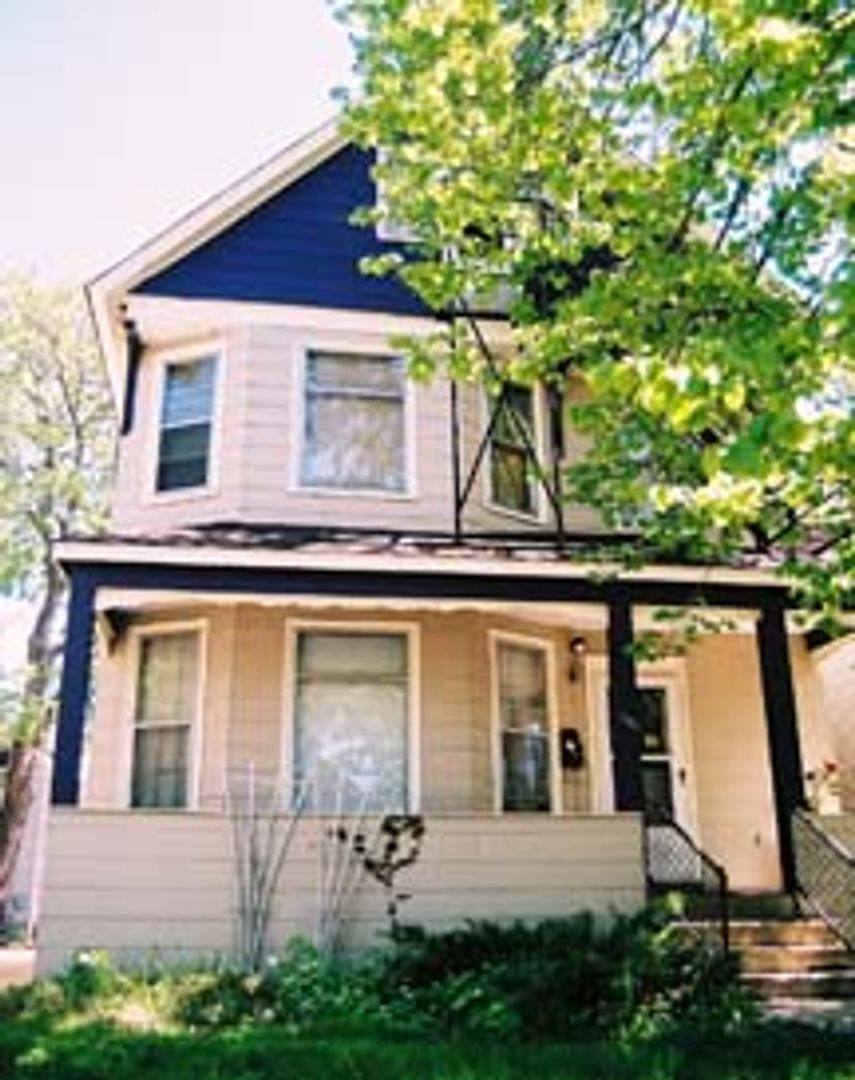 Apartment for rent at 1331 Williamson St, Madison, WI 53703