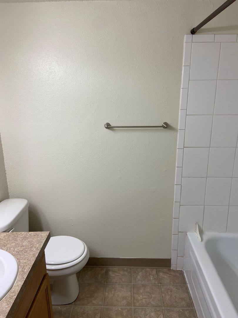 Apartment for rent at 5806 S 141st Plaza, Omaha, NE 68137