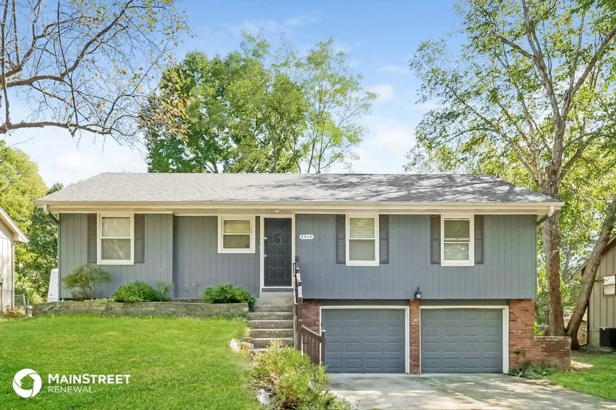 House for rent at 3509 N E Stanton St, Lees Summit, MO 64064