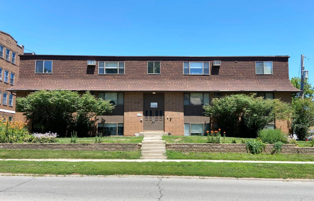 Apartment for rent at 1012 E Burlington St, Iowa City, IA 52240