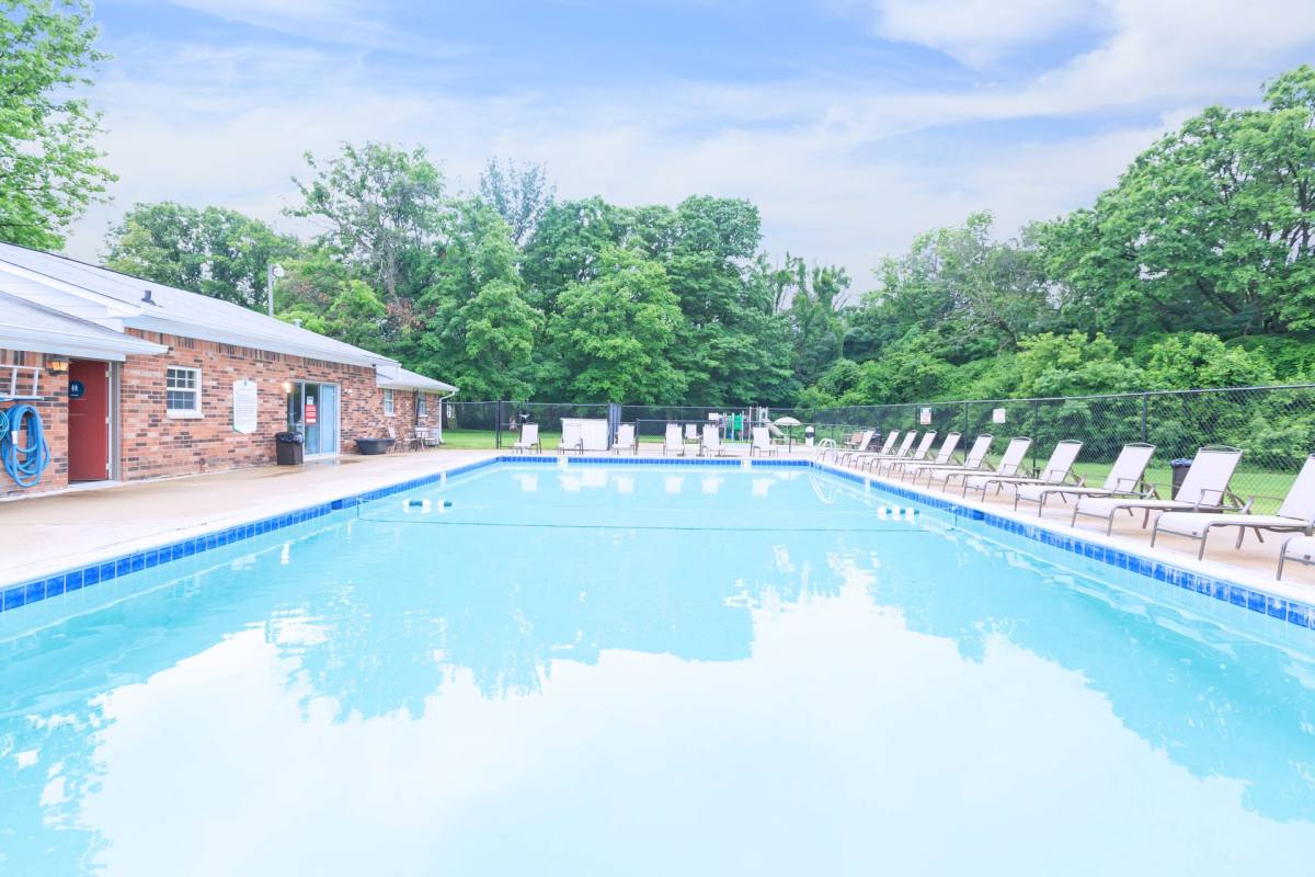 Apartment for rent at 5838 W Mooresville Rd, Indianapolis, IN 46221