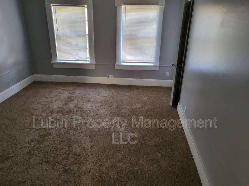 House for rent at 723 E Trigg Ave, Memphis, TN 38106