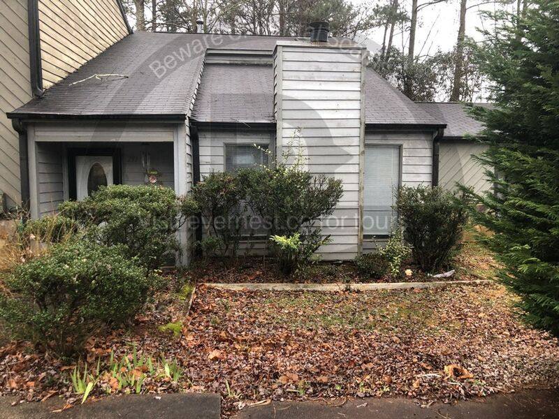 Townhouse for rent at 293 Pam Lane SW, Marietta, GA 30064