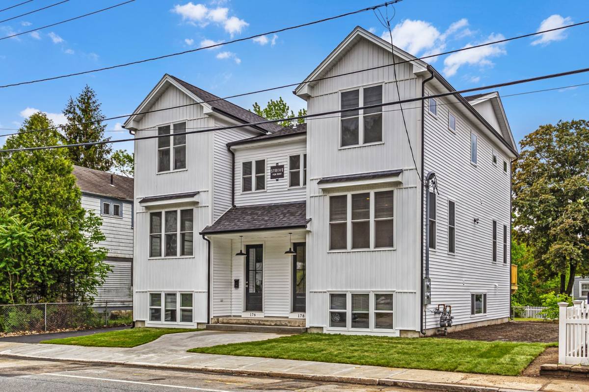 Apartment for rent at 176-178 Fruithill Ave, Providence, RI 02908
