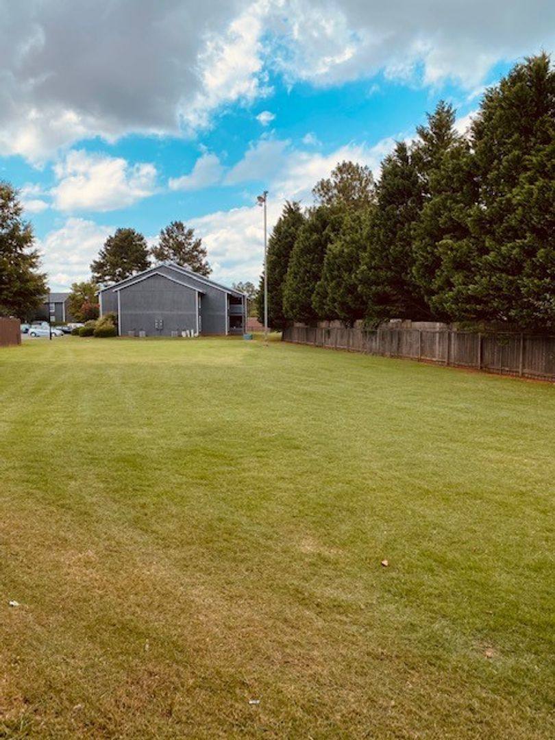 Apartment for rent at 200 Bristol St, Perry, GA 31069