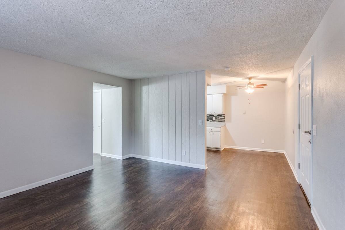 Apartment for rent at 2400 Nottingham Way, Oklahoma City, OK 73160