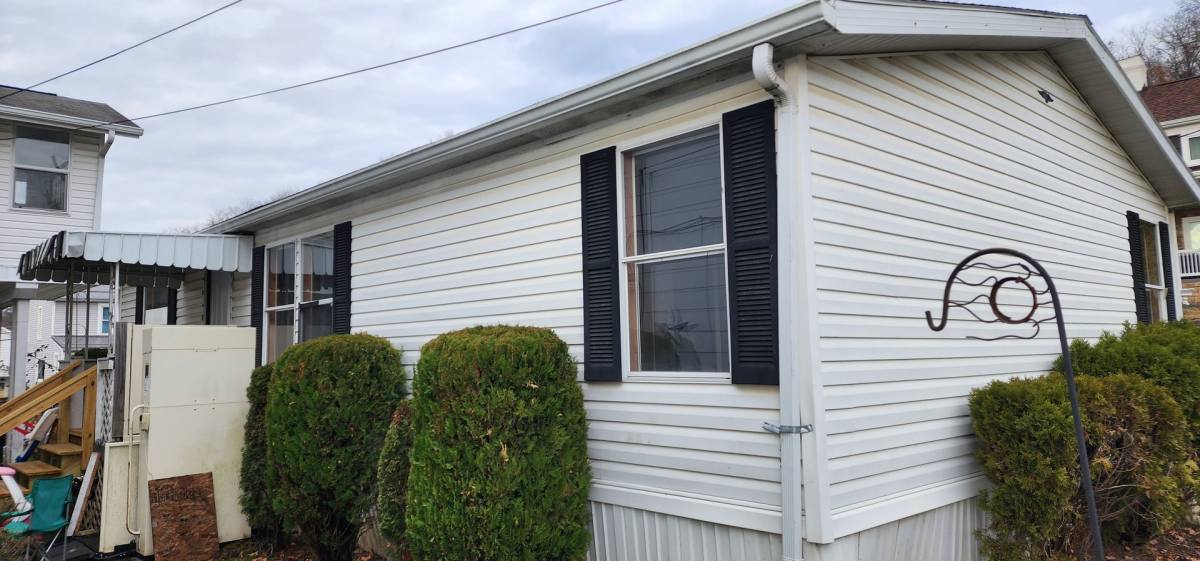 House for rent at 206 Cleveland St, Coal Center, PA 15423