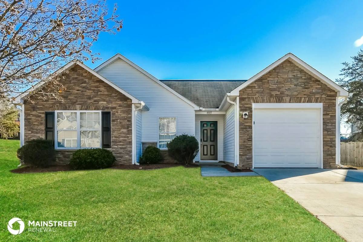 House for rent at 4443 Canaan Place Dr, Winston Salem, NC 27105