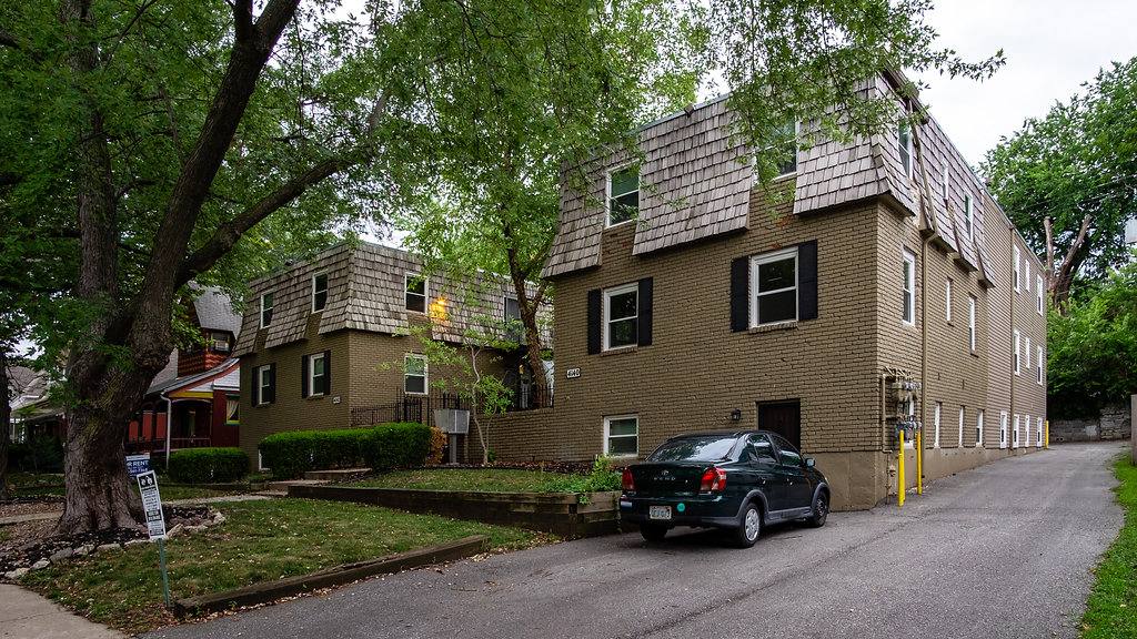 Apartment for rent at Oak Street, 4140 Oak St, Kansas City, MO 64111