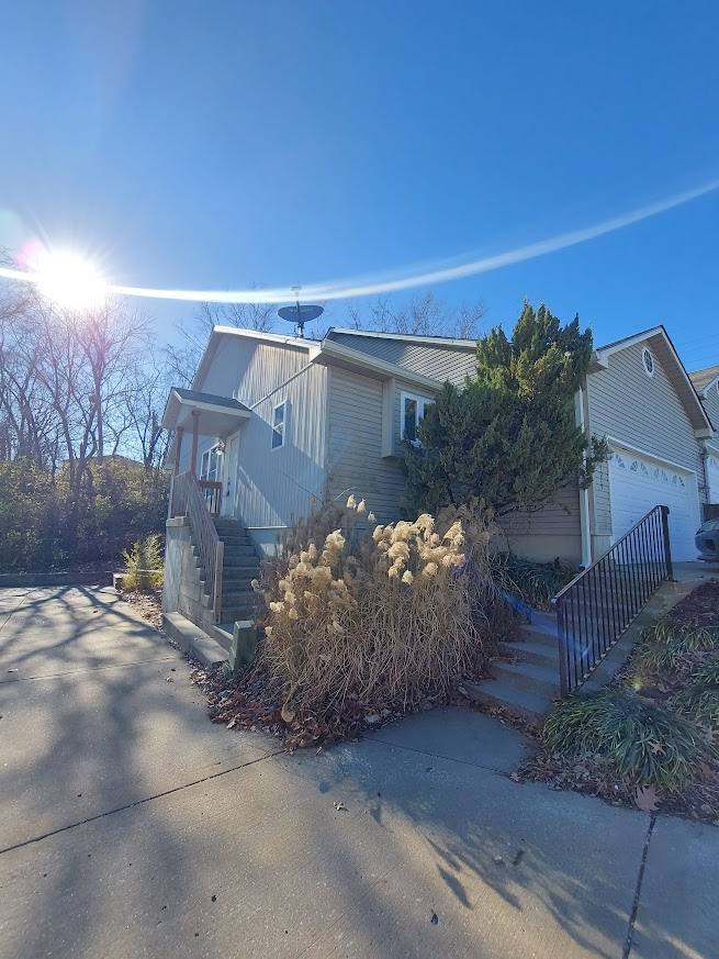 Townhouse for rent at Glendale Townhomes, 3005-3033 S Shrank Circle, Independence, MO 64055