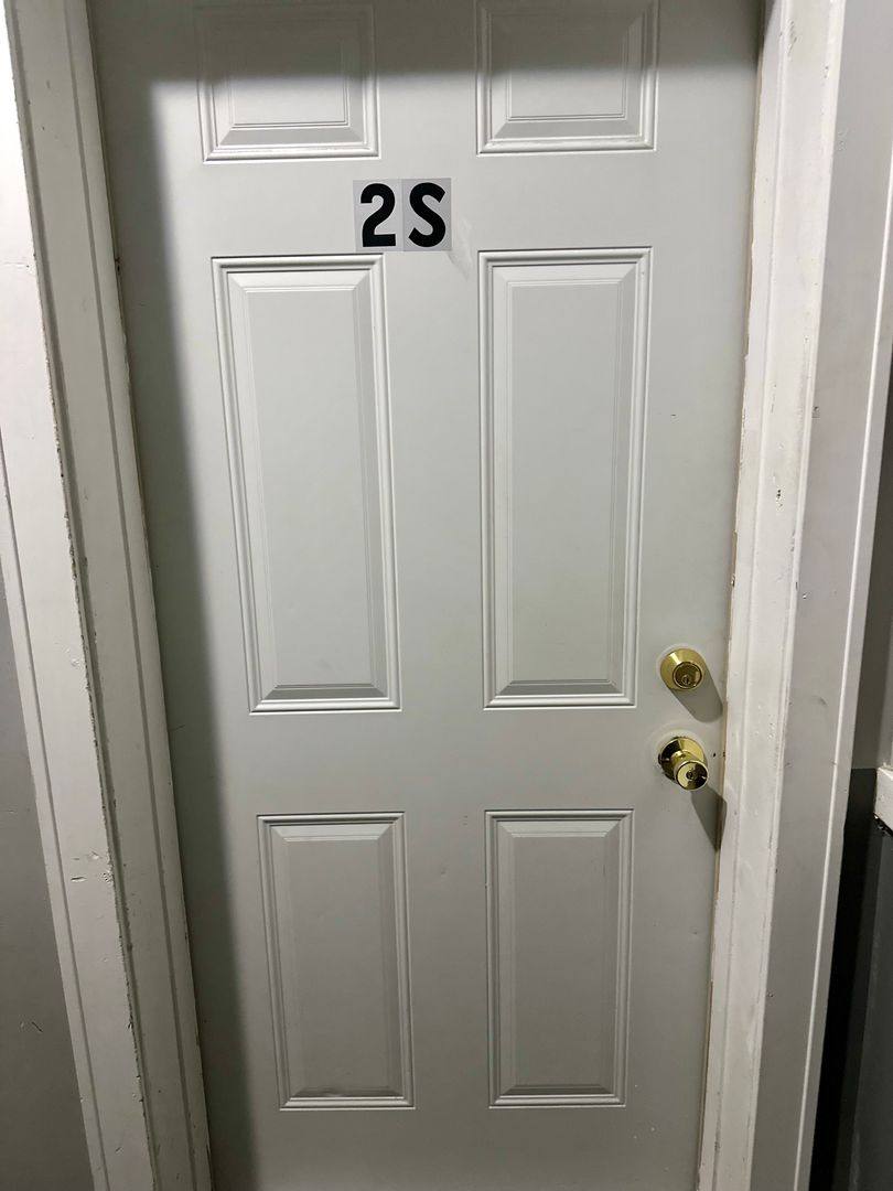 Apartment for rent at 601 E Delaware St, Gary, IN 46402