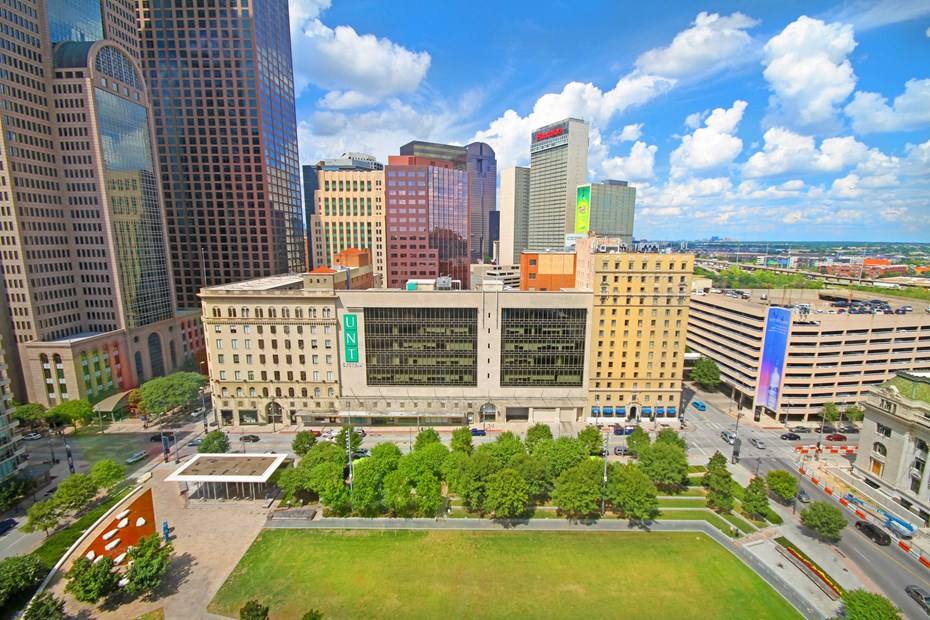 Apartment for rent at 1918 Jackson St #A6-33, Dallas, TX 75201