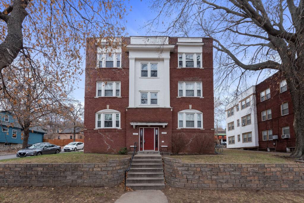 Apartment for rent at 4201 Kenwood Ave, 4201-4203 Kenwood Ave, Kansas City, MO 64110