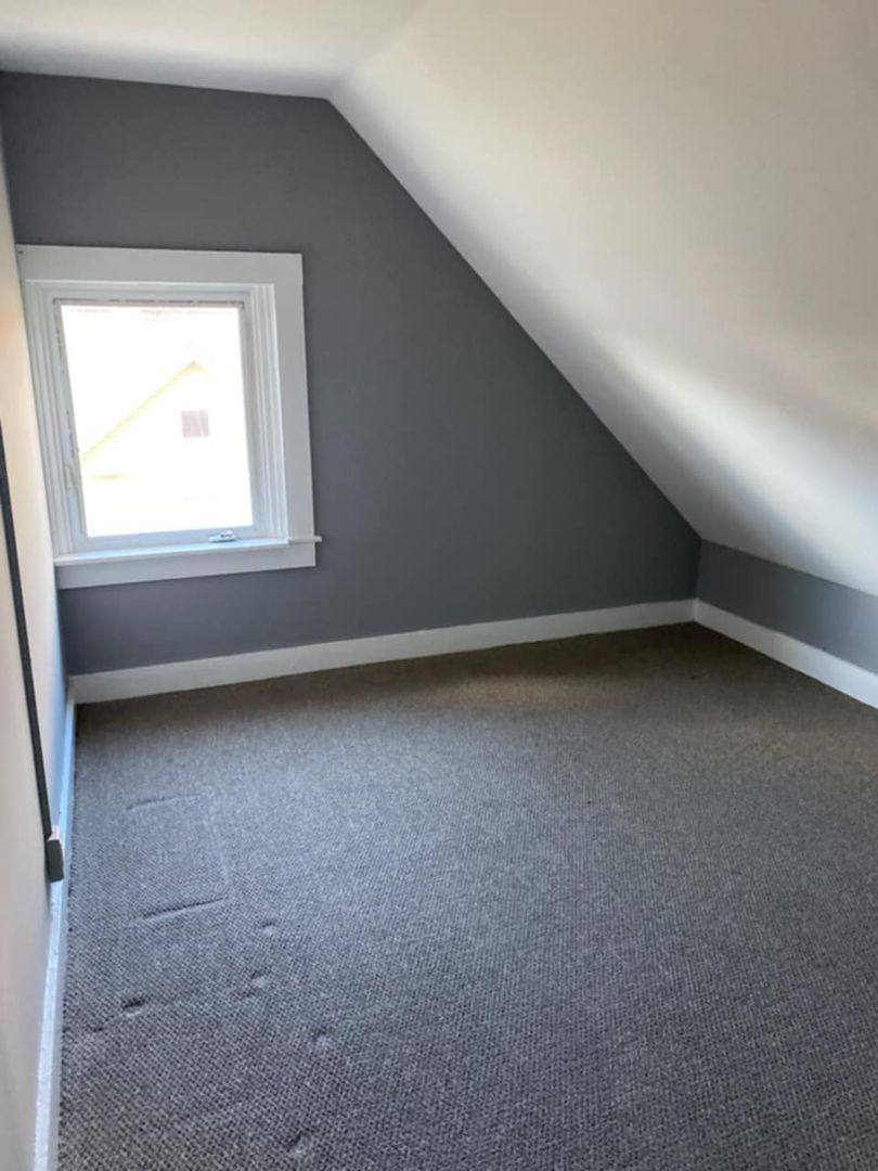 Apartment for rent at 115 Robbins St, Rutland, VT 05701