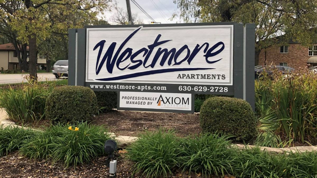 Apartment for rent at 1049 S Westmore-Meyers Rd, Lombard, IL 60148