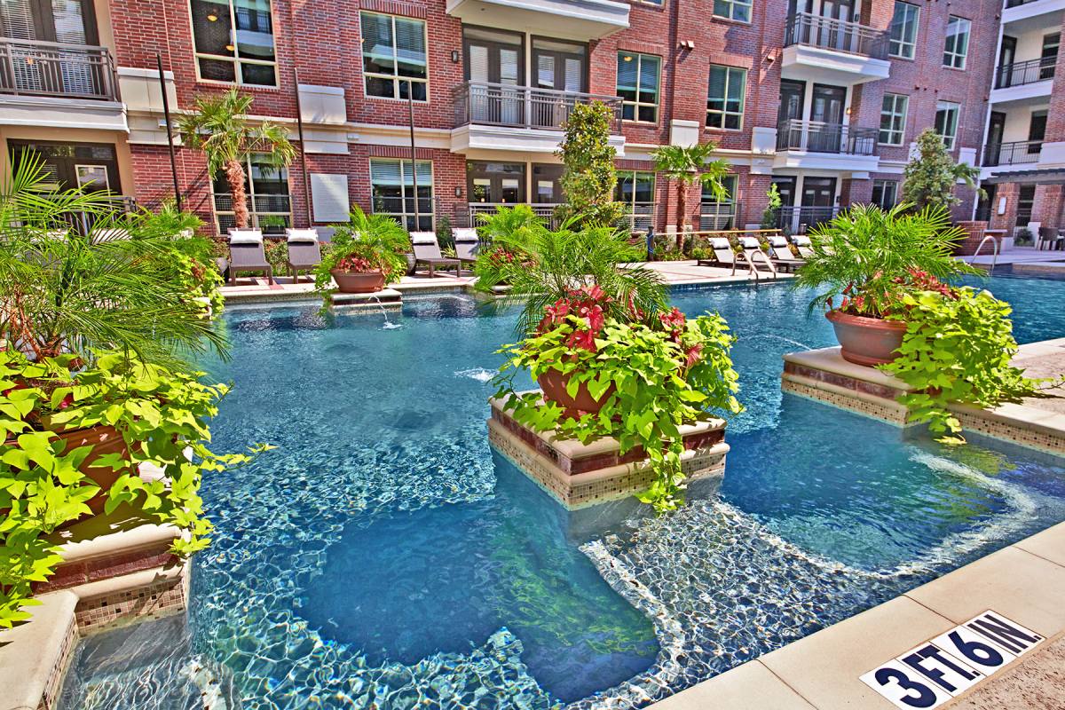 Apartment for rent at 101 Detering St, Houston, TX 77007