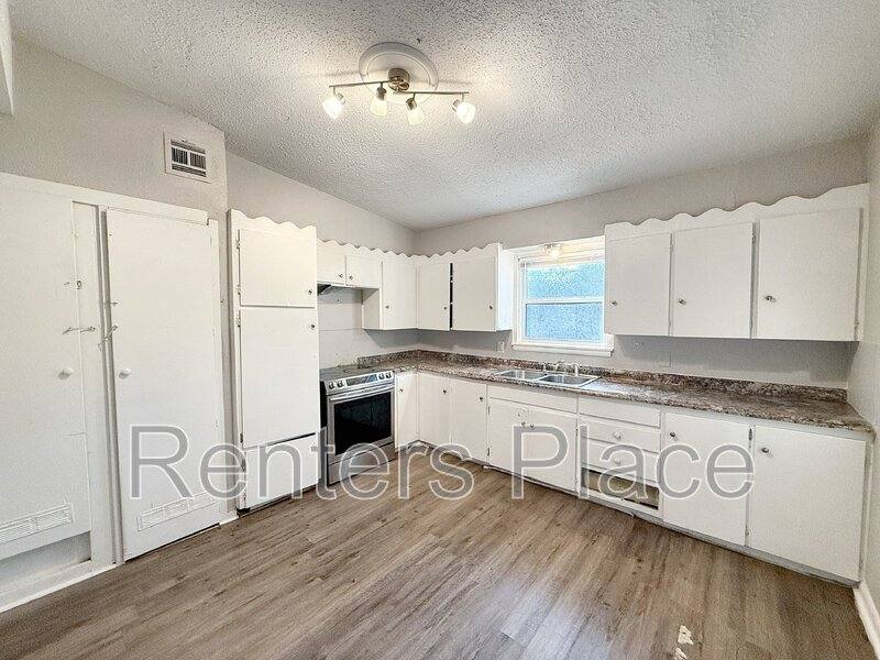House for rent at 648 E 52nd Place N, Tulsa, OK 74126