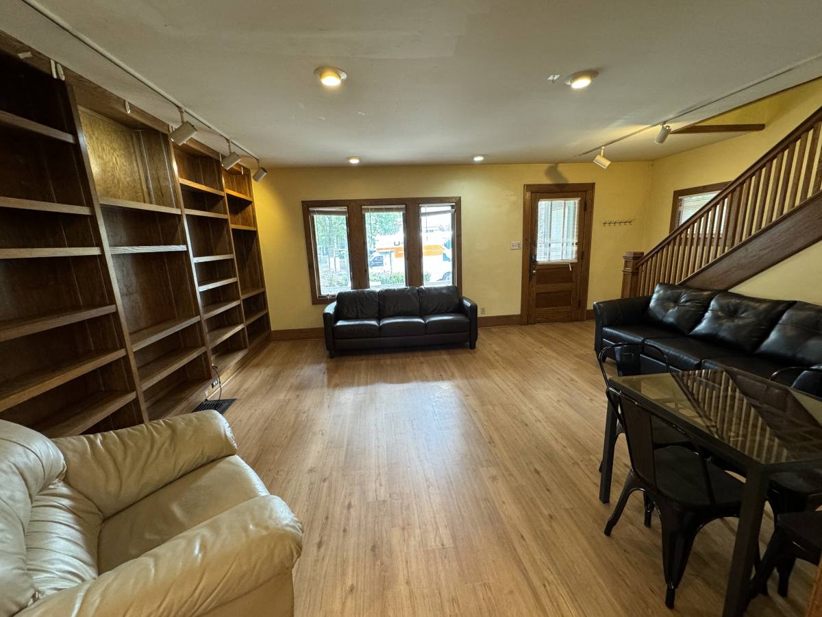 Apartment for rent at 340 S Division St, Ann Arbor, MI 48104