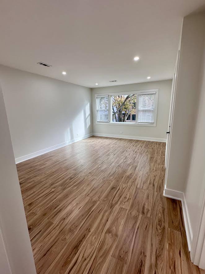 Apartment for rent at 2822 N Hamlin Ave #2, Chicago, IL 60618