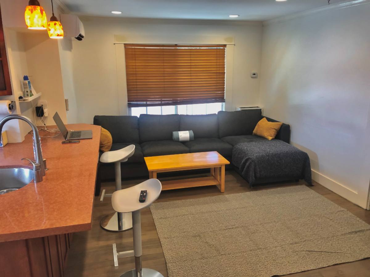 Apartment for rent at 129 N Toluca St, Los Angeles, CA 90026