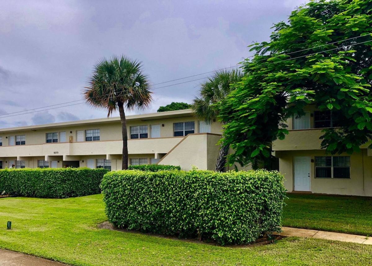 Apartment for rent at 4670 NE 5th Ave, Boca Raton, FL 33431