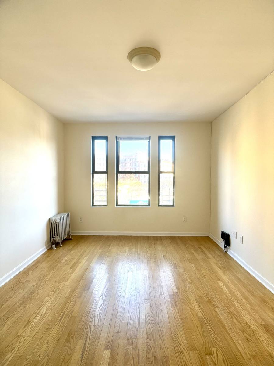 Apartment for rent at 620 W 171st St #3B, New York, NY 10032