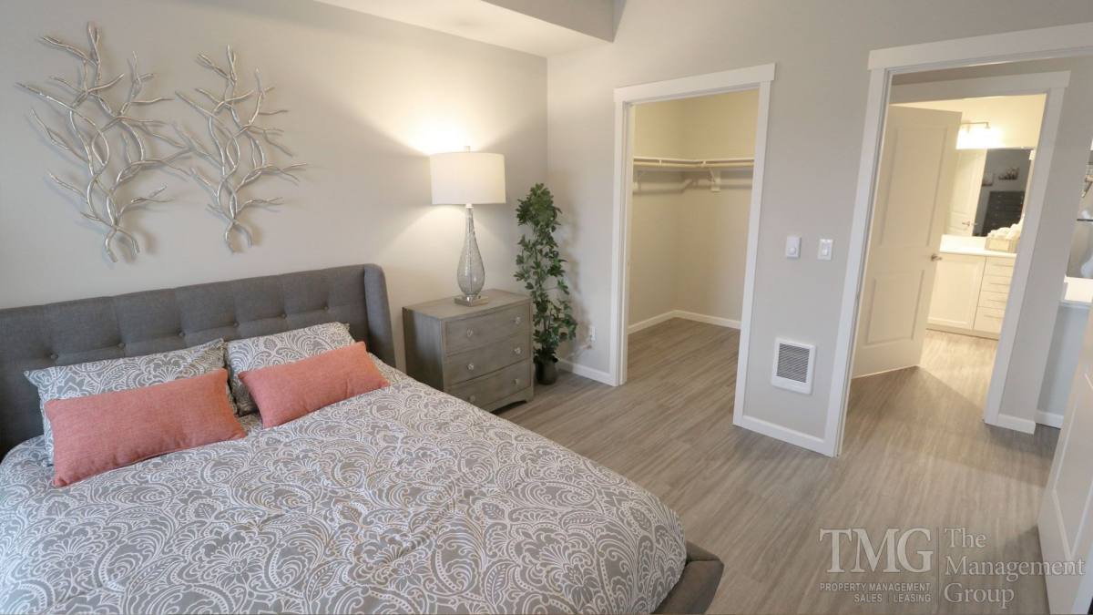 Apartment for rent at 544 S Royle Rd, Ridgefield, WA 98642