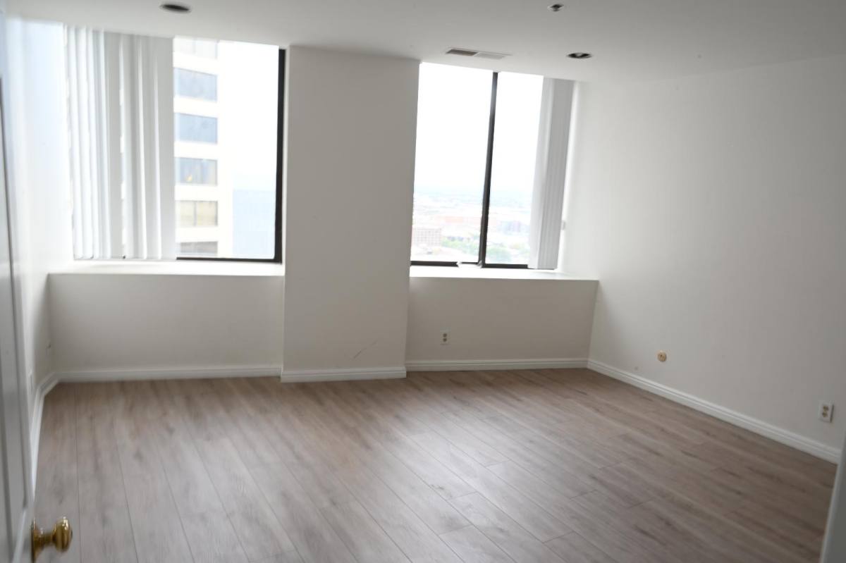 Apartment for rent at 48 W 300 S #2004N, Salt Lake City, UT 84101