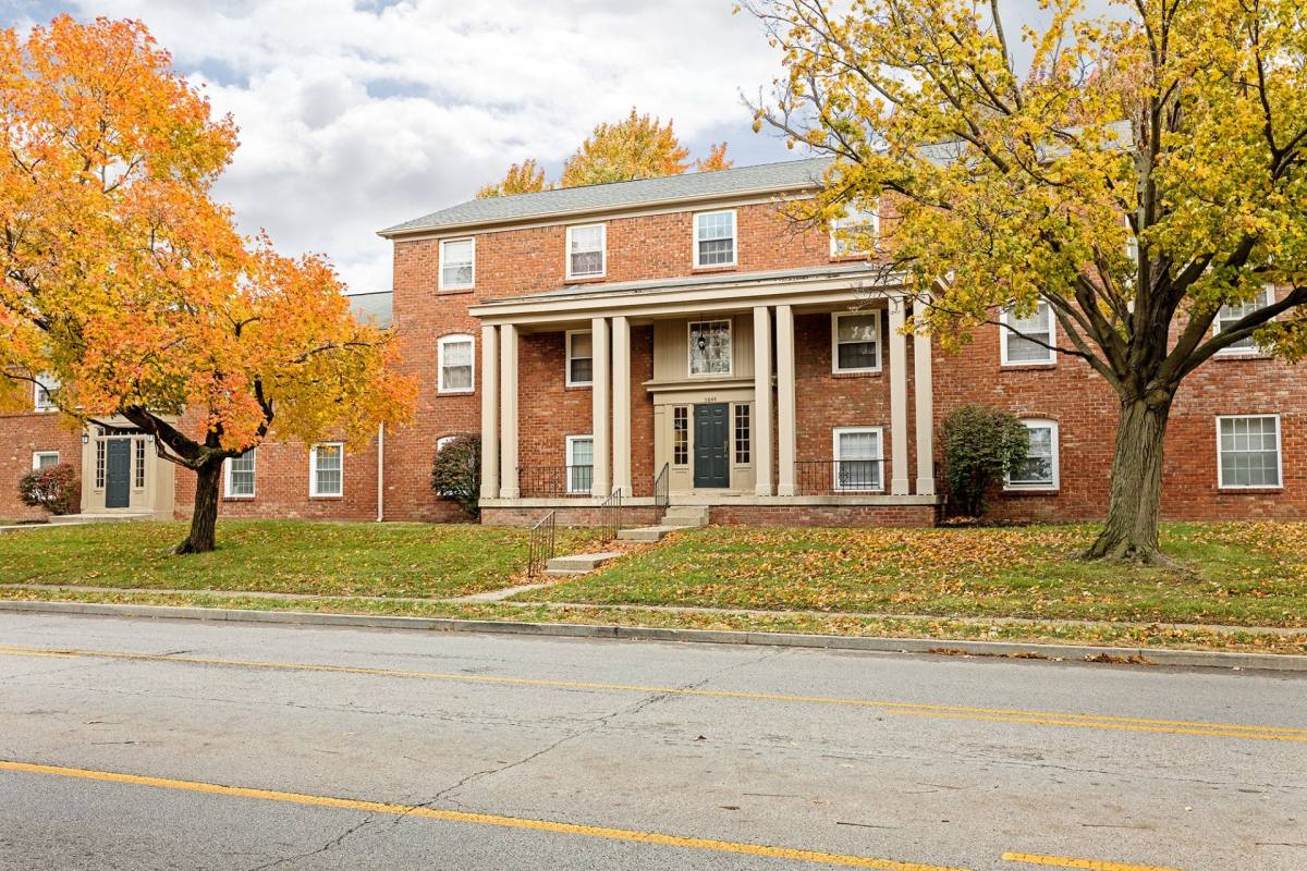 Apartment for rent at 6010 W 25th St, Indianapolis, IN 46224