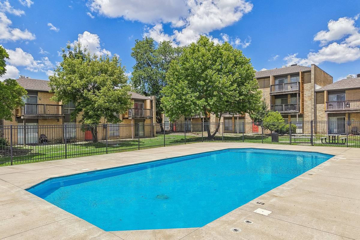 Apartment for rent at 6010 W 25th St, Indianapolis, IN 46224