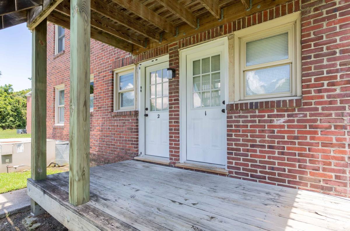 Apartment for rent at 1352 Trent Blvd, New Bern, NC 28560