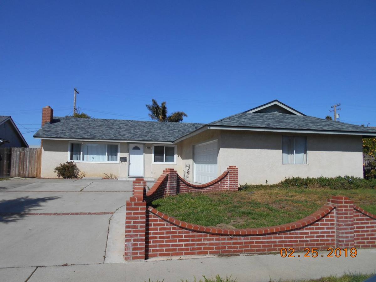 House for rent at 1509 E Oak Ave, Lompoc, CA 93436