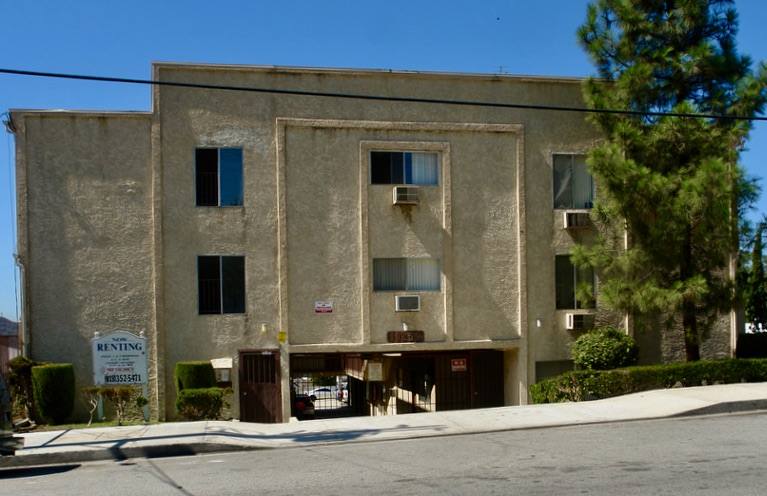 Apartment for rent at 10259 Nyon Blvd, Tujunga, CA 91042