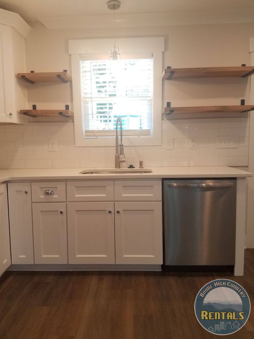Townhouse for rent at 291 Stratford Lane, Boone, NC 28607