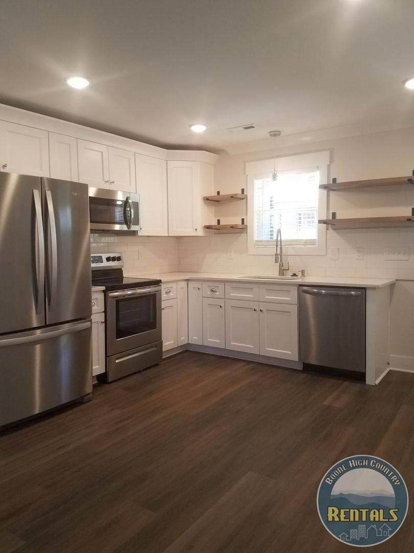 Townhouse for rent at 291 Stratford Lane, Boone, NC 28607